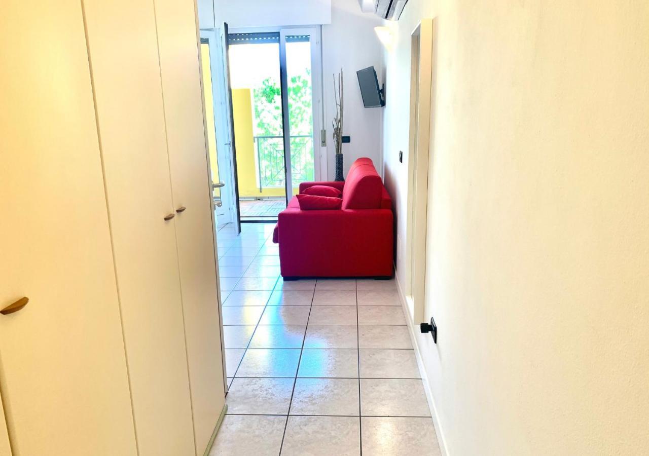 Gardalakeapartment A Sirmione Exteriör bild